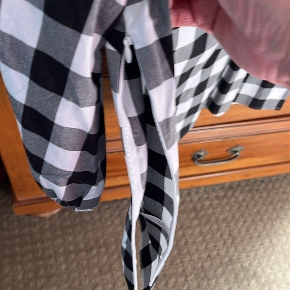 Talbots Black And White Buffalo Check Blouse Size Large NWOT - Picture 3 of 10